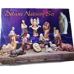 Breckenridge Holiday Nativity Hand-Painted Bisque Porcelain Set of 13 Figurines